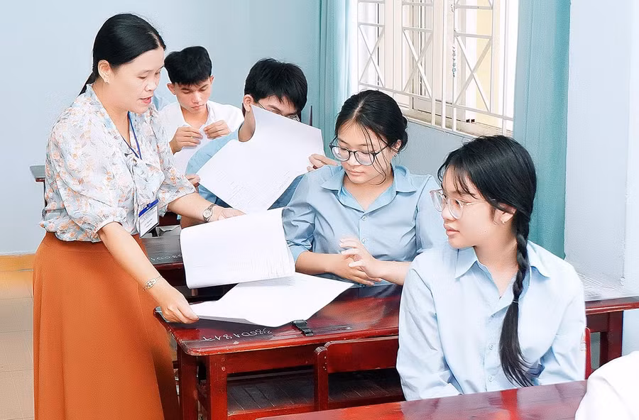 Thí sinh dự thi tốt nghiệp THPT 2024. Ảnh: Đức Thụy