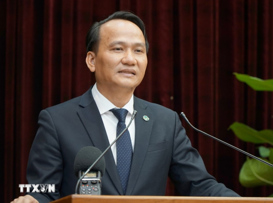 Phó Bí thư Thành ủy Đà Nẵng Nguyễn Đình Vĩnh phát biểu nhận nhiệm vụ. (Ảnh: Quốc Dũng/TTXVN) Phó Bí thư Thành ủy Đà Nẵng Nguyễn Đình Vĩnh phát biểu nhận nhiệm vụ. (Ảnh: Quốc Dũng/TTXVN)