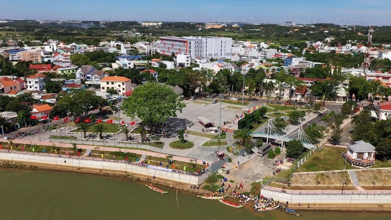 Một góc thành phố Tân Uyên hôm nay. Một góc thành phố Tân Uyên hôm nay.