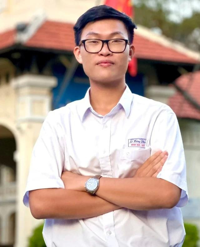 Lê Minh Đức là 1 trong 14 “Công dân trẻ tiêu biểu TP.HCM” 2023. ẢNH: PHÚC KHA Lê Minh Đức là 1 trong 14 “Công dân trẻ tiêu biểu TP.HCM” 2023. ẢNH: PHÚC KHA