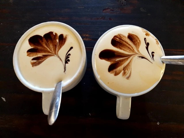 Cà phê trứng, thức uống khiến nhiều người trẻ "phải lòng". Ảnh: THANH NAM Cà phê trứng, thức uống khiến nhiều người trẻ "phải lòng". Ảnh: THANH NAM