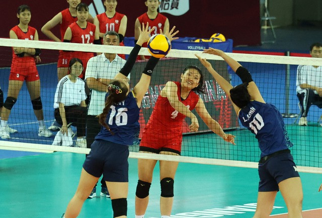 Hàng chắn U20 Việt Nam làm việc hiệu quả