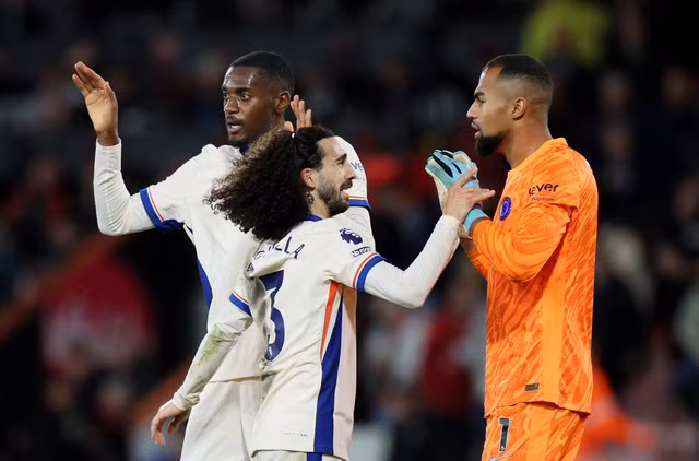 Chelsea có chiến thắng nghẹt thở tại sân Vitality