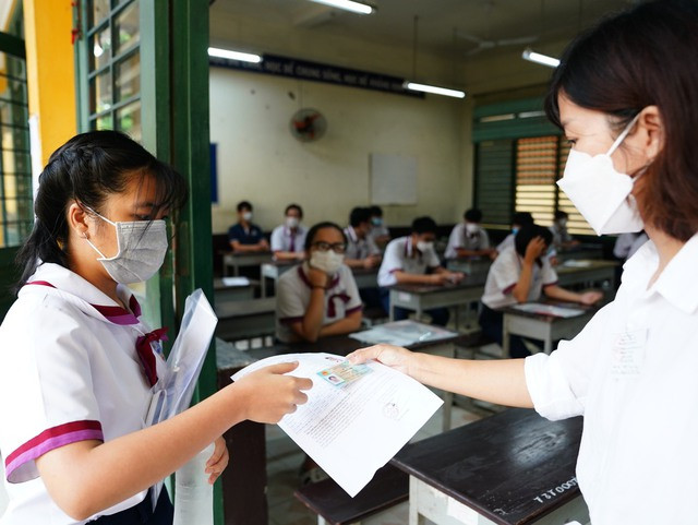 Thí sinh cần chuẩn bị tâm lý thoải mái bước vào phòng thi. Ảnh: Độc Lập
