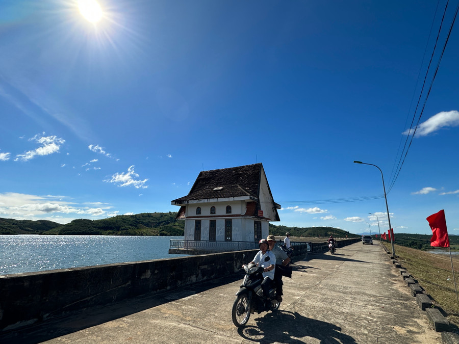 Di tích lịch sử - văn hóa cấp tỉnh Công trình thủy lợi đập Đăk Ui. Ảnh: VT Di tích lịch sử - văn hóa cấp tỉnh Công trình thủy lợi đập Đăk Ui. Ảnh: VT