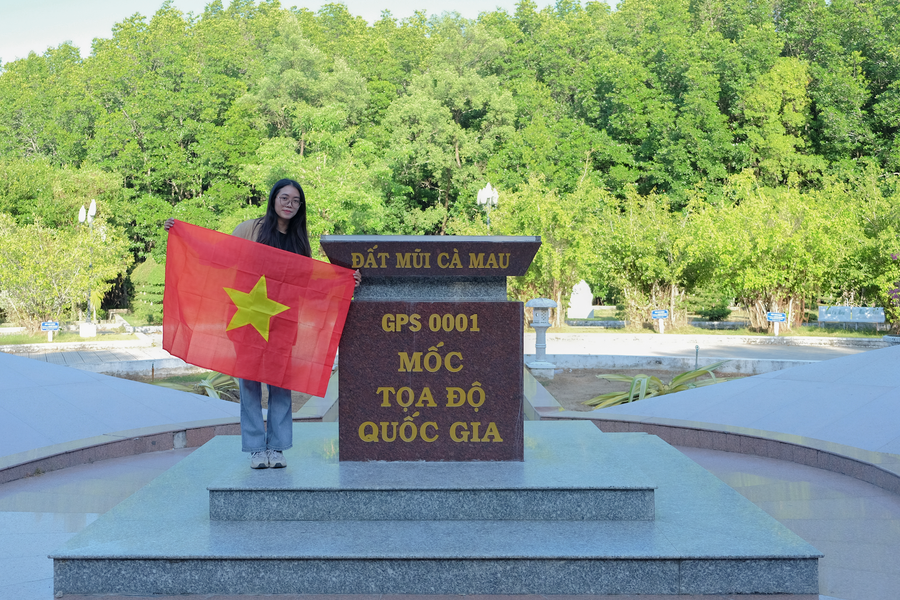 Mỗi nơi đi qua đều để lại dấu ấn sâu sắc trong lòng cô gái Mỗi nơi đi qua đều để lại dấu ấn sâu sắc trong lòng cô gái