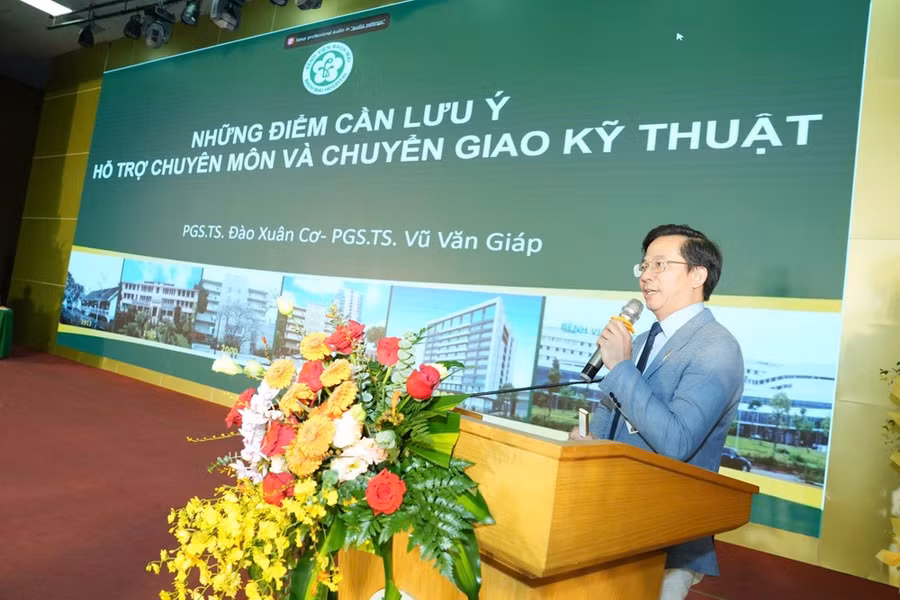 Phó giáo sư Vũ Văn Giáp - Phó Giám đốc Bệnh viện Bạch Mai. (Ảnh: PV/Vietnam+)