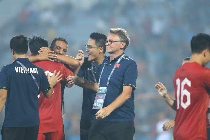 Hữu Nam lập công chuộc tội để U23 Việt Nam giành toàn thắng tại vòng loại