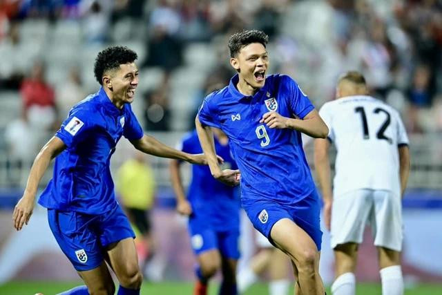 Đội tuyển Thái Lan nếu tiếp đà chiến thắng ở Asian Cup 2023, có thể lấy lại ngôi đầu khu vực Đông Nam Á. Ảnh: FAT Đội tuyển Thái Lan nếu tiếp đà chiến thắng ở Asian Cup 2023, có thể lấy lại ngôi đầu khu vực Đông Nam Á. Ảnh: FAT