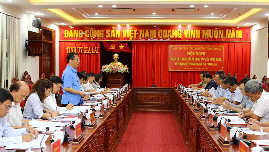 Quang cảnh buổi làm việc. Ảnh: Đăng Vũ Quang cảnh buổi làm việc. Ảnh: Đăng Vũ