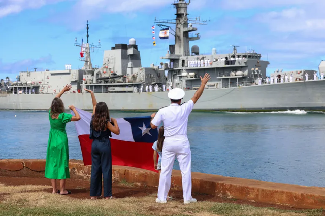 Hải quân Chile tới Hawaii tham dự RIMPAC. Ảnh: Al Jazeera