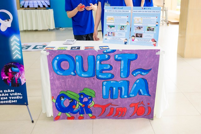 Quét mã QR để truy cập &quot;tất tần tật&quot; mọi nền tảng ứng dụng trên smartphone.