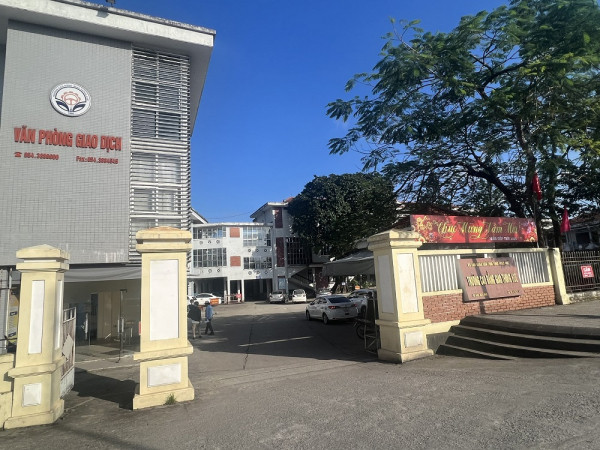 Trường Cao đẳng giao thông Huế - nơi ông Trần Văn N được đào tạo, sát hạch và được cấp chứng chỉ giấy phép lái xe ôtô hạng B2. Trường Cao đẳng giao thông Huế - nơi ông Trần Văn N được đào tạo, sát hạch và được cấp chứng chỉ giấy phép lái xe ôtô hạng B2.