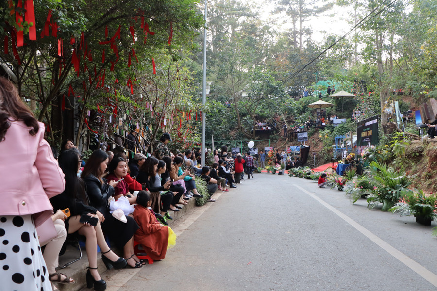 Đây là chương trình phi lợi nhuận nhằm phục vụ tất cả công chúng tiếp nối các sự kiện kỷ niệm Đà Lạt 130 năm hình thành và phát triển Đây là chương trình phi lợi nhuận nhằm phục vụ tất cả công chúng tiếp nối các sự kiện kỷ niệm Đà Lạt 130 năm hình thành và phát triển