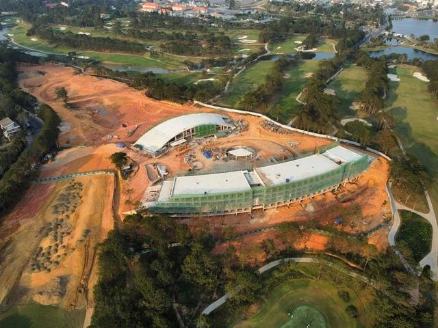 Tòa nhà câu lạc bộ golf bị Sở Xây dựng Lâm Đồng từ chối cấp giấy phép xây dựng. Ảnh: Bá Duy