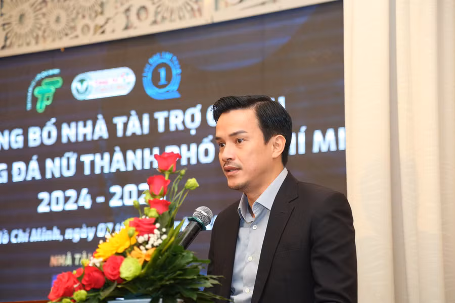 Phó giám đốc Sở VH-TT TP.HCM ông Nguyễn Nam Nhân chia sẻ trong buổi lễ. Ảnh: Linh Nhi