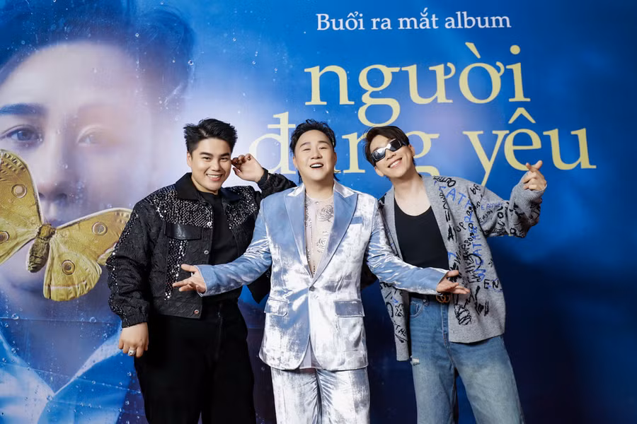 Nhạc sĩ - ca sĩ Nguyễn Đình Vũ, ca sĩ Tăng Phúc đến chúc mừng Trung Quân