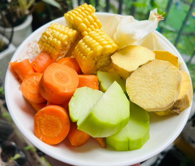 Sử dụng dĩa ăn giúp đo lường lượng thực phẩm các nhóm ăn. Ảnh minh họa LÊ CẦM