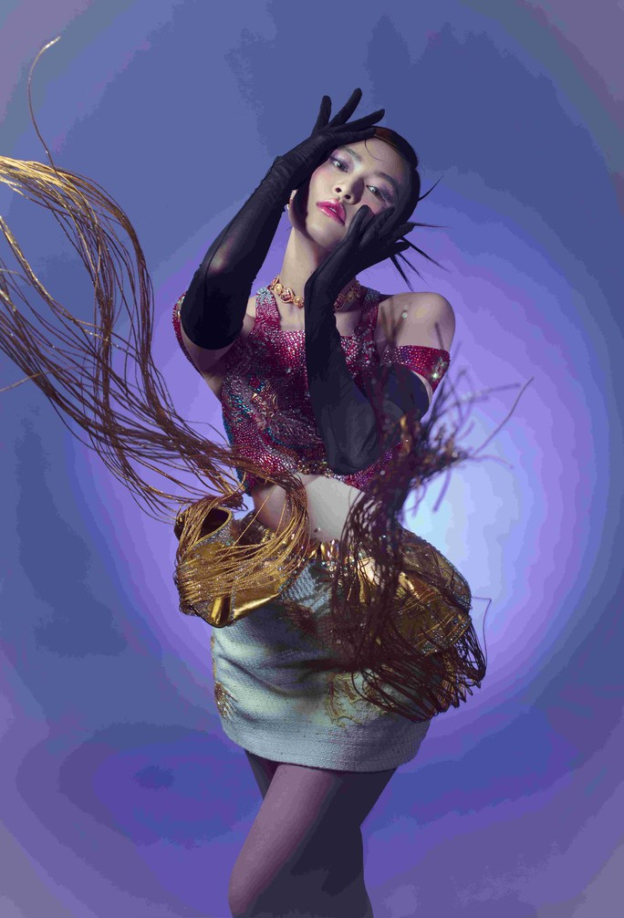 Hoàng Thùy Linh thấy mình là người giàu có - Ảnh 4. Cô cũng có những chia sẻ đáng chú ý.