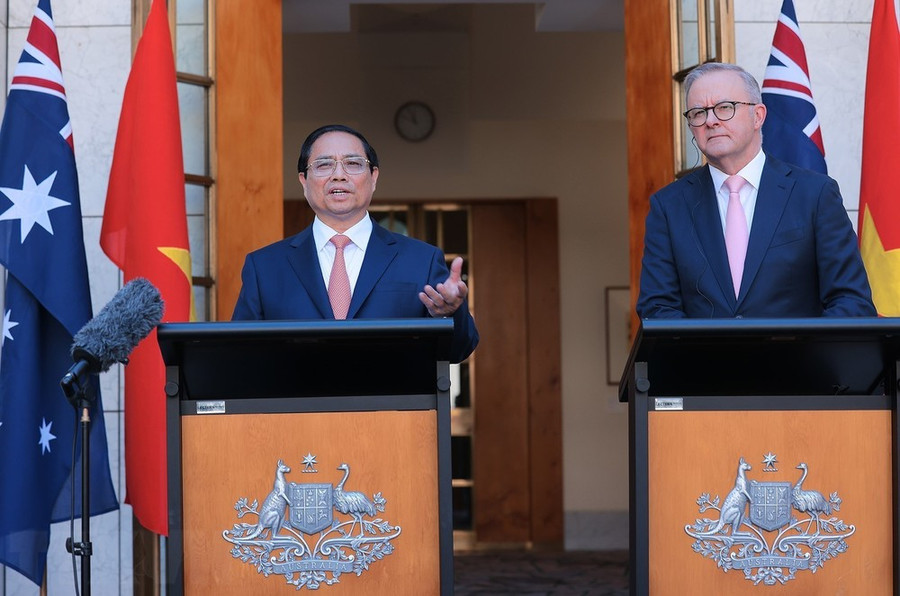 Thủ tướng Phạm Minh Chính và Thủ tướng Anthony Albanese gặp gỡ báo chí và công bố thiết lập quan hệ Đối tác Chiến lược toàn diện Việt Nam-Australia. (Ảnh: Dương Giang/TTXVN) Thủ tướng Phạm Minh Chính và Thủ tướng Anthony Albanese gặp gỡ báo chí và công bố thiết lập quan hệ Đối tác Chiến lược toàn diện Việt Nam-Australia. (Ảnh: Dương Giang/TTXVN)