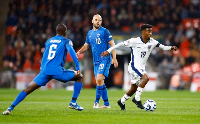 Angel Gomes ghi điểm ngay lần đầu được đá chính ở tuyển Anh