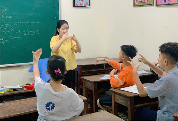 Hơn 30 năm qua, cơ sở vật chất của Làng Hy Vọng đã được đầu tư, xây dựng khang trang hơn Hơn 30 năm qua, cơ sở vật chất của Làng Hy Vọng đã được đầu tư, xây dựng khang trang hơn