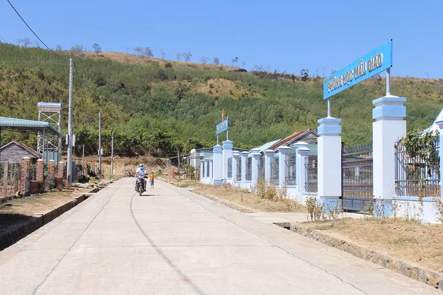 Một góc khu tái định cư làng Drôk, xã Chư A Thai, huyện Phú Thiện. Ảnh: Minh Phương