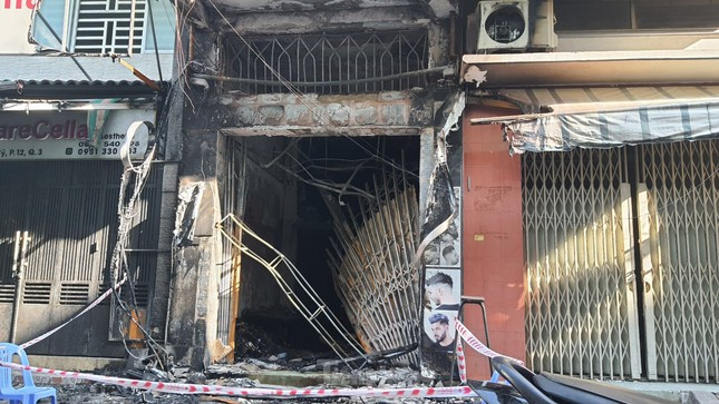 Căn nhà xảy ra hỏa hoạn. Ảnh: Hoàng Thuận.