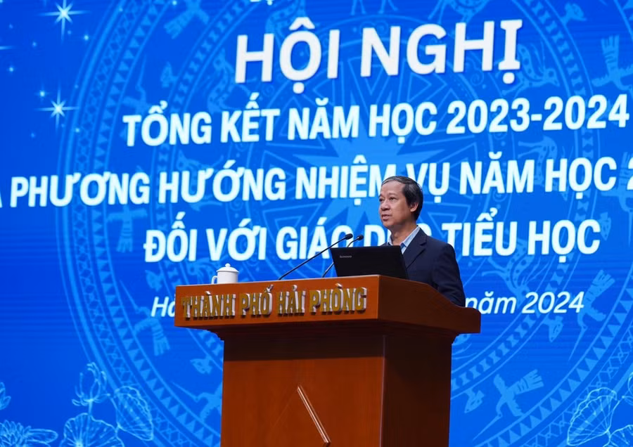 Bộ trưởng Bộ GD-ĐT Nguyễn Kim Sơn.