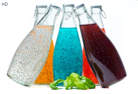 Trong cái nóng oi bức, nước hạt é là lựa chọn lý tưởng. Ảnh: Shutterstock