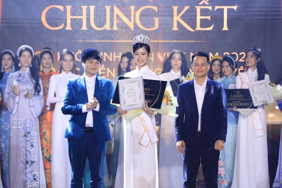 Đêm chung kết khu vực miền Trung - Tây nguyên là một cột mốc quan trọng trên chặng đường chinh phục ngôi vị Hoa khôi sinh viên Việt Nam 2023 của các thí sinh. Ảnh:HUY ĐẠT