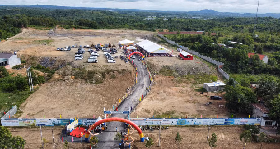 Bệnh viện Đa khoa Xuyên Á - Tây Nguyên đang được đầu tư xây dựng tại huyện Cư Jút (tỉnh Đắk Nông). Ảnh: MAI CƯỜNG