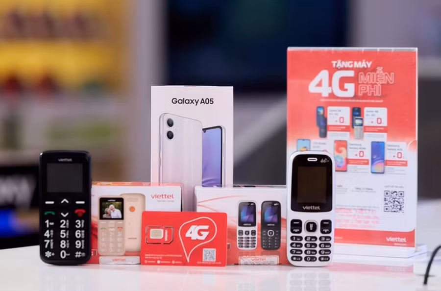 Viettel đưa ra các dòng điện thoại mới 4G có mức giá chỉ từ 390.000 đồng. Ảnh: VGP/PD