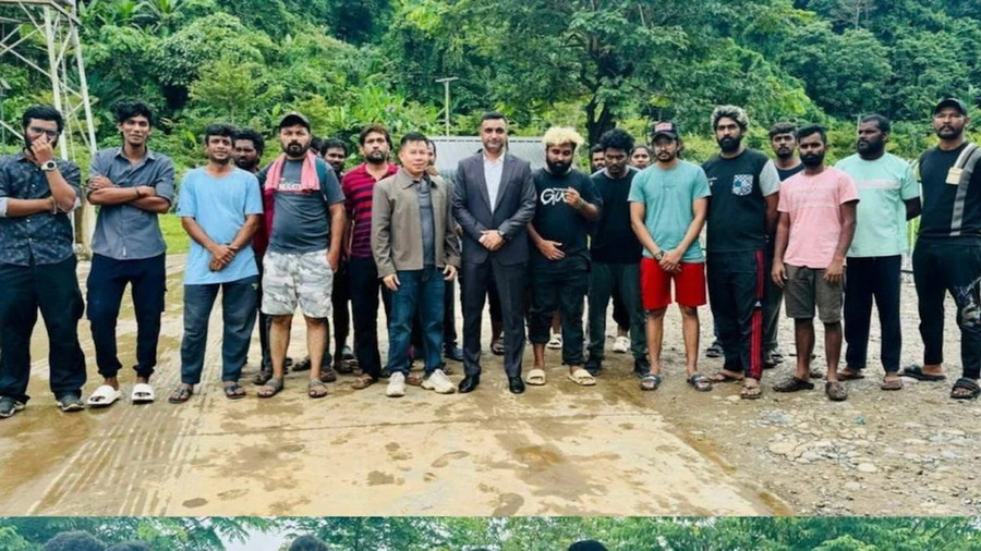 Các công dân Ấn Độ được giải cứu khỏi các trung tâm lừa đảo việc làm ở khu vực Tam giác Vàng. (Nguồn: financialexpress) Các công dân Ấn Độ được giải cứu khỏi các trung tâm lừa đảo việc làm ở khu vực Tam giác Vàng. (Nguồn: financialexpress)