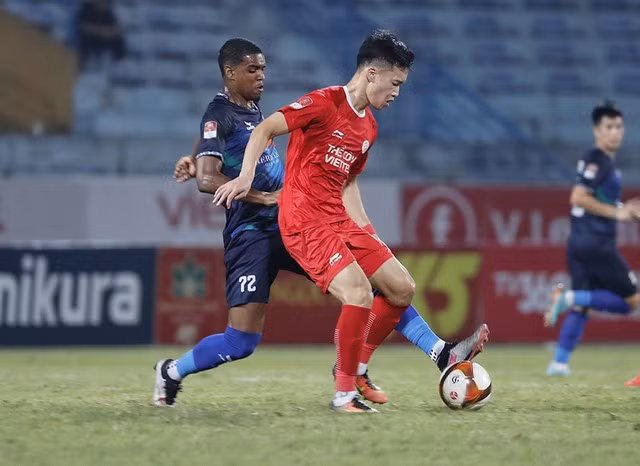 Hoàng Đức đang đánh mất phong độ thi đấu Hoàng Đức đang đánh mất phong độ thi đấu