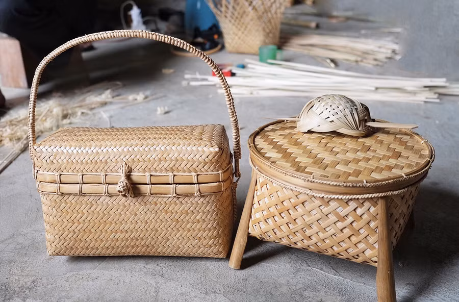 Một số sản phẩm đan. Ảnh: Hoàng Ngọc