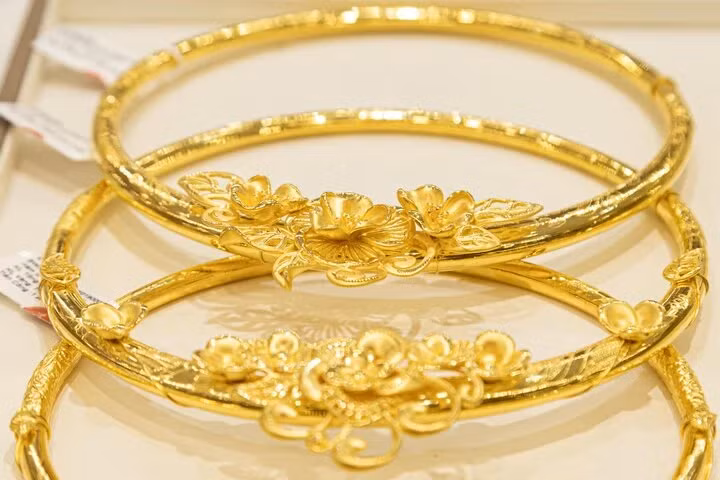 Giá vàng hôm nay lấy đà tăng lên mức kỷ lục. Ảnh Minh Đức/VTC News