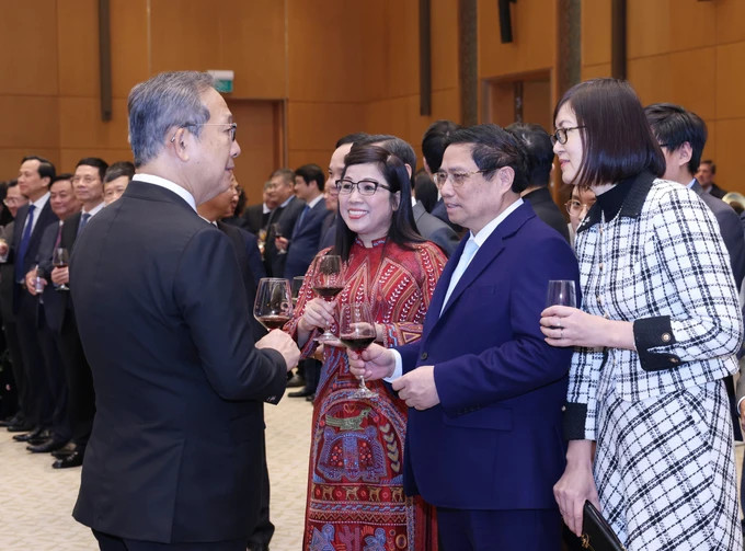 Thủ tướng Phạm Minh Chính và Phu nhân chiêu đãi Đoàn Ngoại giao nhân dịp Tết cổ truyền Giáp Thìn 2024. (Ảnh: Quang Phúc/SGGPO)