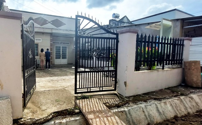 Căn nhà, nơi ông Quang điều trị bệnh chậm phát triển cho cháu Q. Căn nhà, nơi ông Quang điều trị bệnh chậm phát triển cho cháu Q.