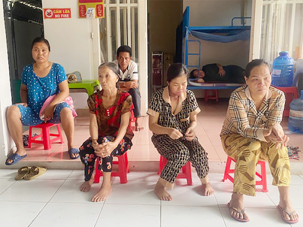 Những bệnh nhân ung thư có hoàn cảnh khó khăn được chị Thoa cưu mang.