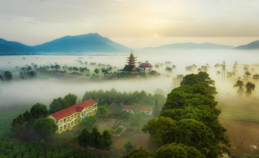 Chùa Bửu Minh (xã Nghĩa Hưng) nhìn từ trên cao. Ảnh: CTV Chùa Bửu Minh (xã Nghĩa Hưng) nhìn từ trên cao. Ảnh: CTV