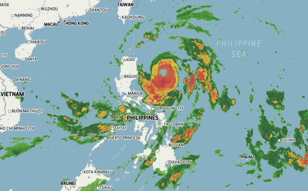 Ảnh radar bão Doksuri sáng 25.7. Ảnh: AccuWeather Ảnh radar bão Doksuri sáng 25.7. Ảnh: AccuWeather