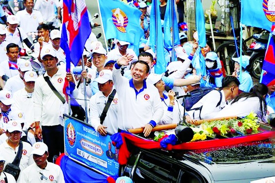 Đại tướng Hun Manet tham gia vận động tranh cử tại Phnom Penh Đại tướng Hun Manet tham gia vận động tranh cử tại Phnom Penh