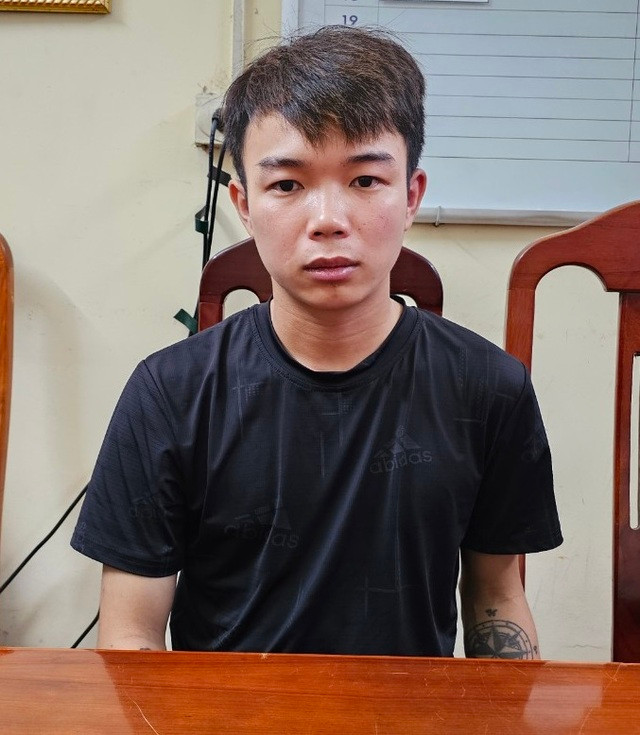 Bùi Tuấn Anh tại cơ quan công an. Ảnh: Công an cung cấp Bùi Tuấn Anh tại cơ quan công an. Ảnh: Công an cung cấp