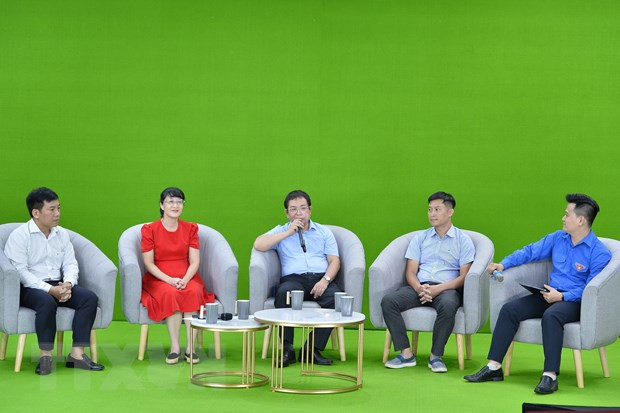 Phó Tổng giám đốc Thông tấn xã Việt Nam Nguyễn Tuấn Hùng phát biểu. (Ảnh: Minh Đức/TTXVN) Phó Tổng giám đốc Thông tấn xã Việt Nam Nguyễn Tuấn Hùng phát biểu. (Ảnh: Minh Đức/TTXVN)