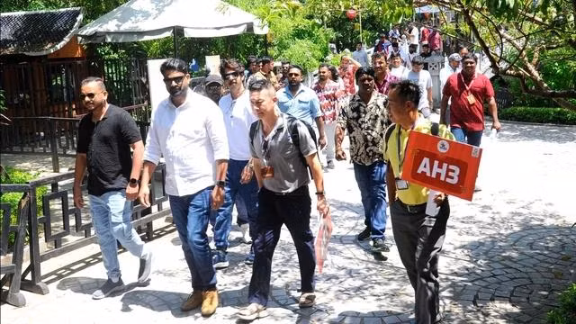 Đoàn khách hơn 3.800 người của tỉ phú Ấn Độ đến Ninh Bình tham quan từ 28.8 - 3.9