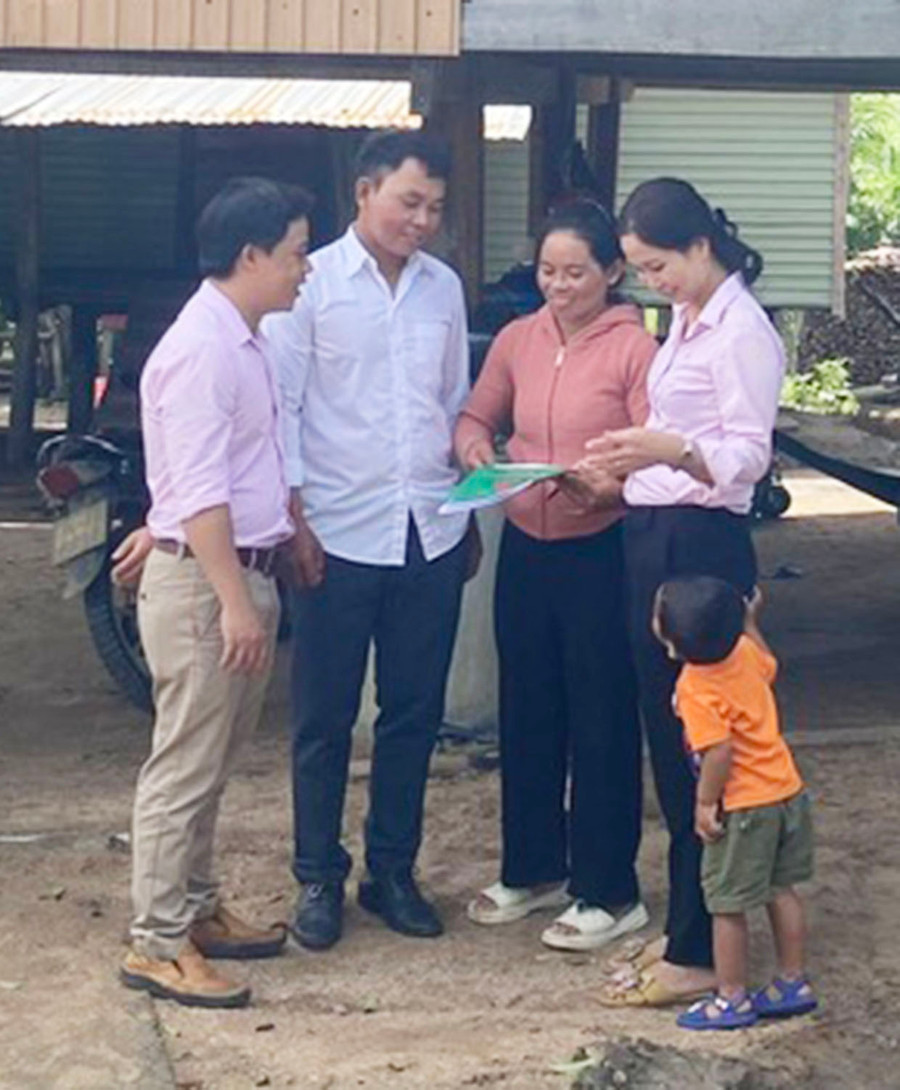 Nhờ đa dạng nguồn sinh kế, một số hộ DTTS tại xã Ya Ma đã vươn lên cải thiện cuộc sống. Ảnh: Sơn Ca Nhờ đa dạng nguồn sinh kế, một số hộ DTTS tại xã Ya Ma đã vươn lên cải thiện cuộc sống. Ảnh: Sơn Ca