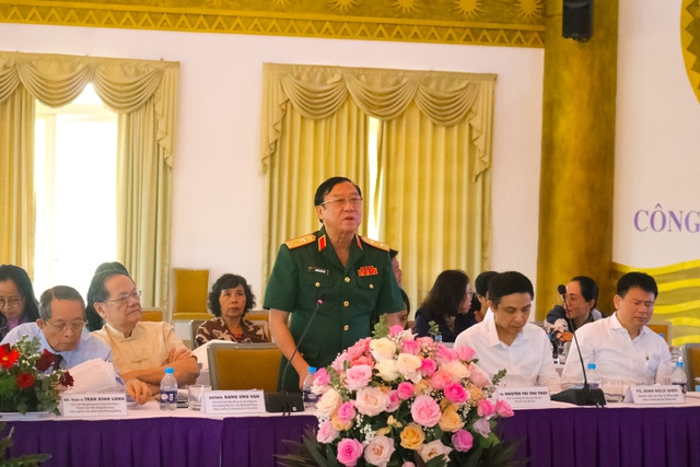 Trung tướng, PGS-TS Nguyễn Đức Hải, Viện trưởng Viện Chiến lược quốc phòng, phát biểu tham luận. Ảnh TRẦN BÍCH NGÂN Trung tướng, PGS-TS Nguyễn Đức Hải, Viện trưởng Viện Chiến lược quốc phòng, phát biểu tham luận. Ảnh TRẦN BÍCH NGÂN