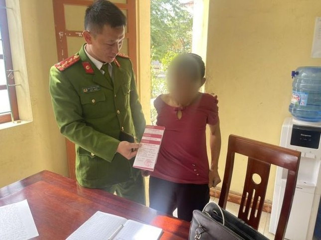 Nhờ được ngăn chặn kịp thời, bà H. không bị kẻ xấu lừa đảo