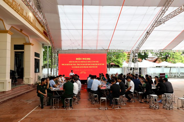 Đồng chí Lê Trung Kiên - Bí thư Huyện uỷ Đông Anh, cho biết, việc tổ chức Lễ viếng, Lễ truy điệu Tổng Bí thư Nguyễn Phú Trọng tại quê nhà thôn Lại Đà, xã Đông Hội là niềm vinh dự và trách nhiệm lớn lao đối với chính quyền và người dân địa phương.